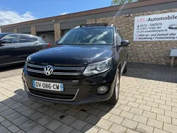 Schwarz Gebraucht 2015 VW Tiguan Sportline SUV | 9.900 € (Fairer Preis)