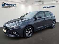 Dark knight Gebraucht 2022 Hyundai i30 Select Limousine | 17.980 € (Fairer Preis)