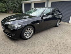 Schwarz Gebraucht 2011 BMW 520 Kombi | 8.000 € (Fairer Preis)