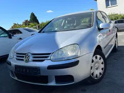 Reflexsilber metallic Gebraucht 2005 VW Golf IV Trendline Kleinwagen | 4.900 € (Teuer)