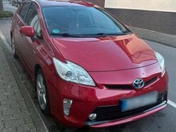 Rot Gebraucht 2012 Toyota Prius Limousine | 11.500 € (Fairer Preis)