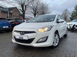 Weiß Gebraucht 2014 Hyundai i30 Edition Kombi | 6.700 € (Fairer Preis)