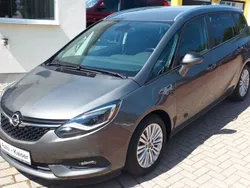 Grau Gebraucht 2016 Opel Zafira Active Van / Kleinbus | 13.999 € (Fairer Preis)