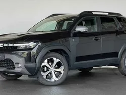 Schwarz / perlmuttschwarz Neu 2025 Dacia Duster Journey SUV | 24.970 € (Superpreis)
