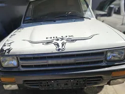 Gebraucht 1989 Toyota HiLux Abholung | 8.200 €