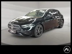 Schwarz metalliclack kosmossch Gebraucht 2024 Mercedes A180 AMG Limousine | 31.789 € (Fairer Preis)