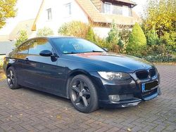 Schwarz Gebraucht 2006 BMW 330 Sport Line Coupé | 10.500 € (Fairer Preis)