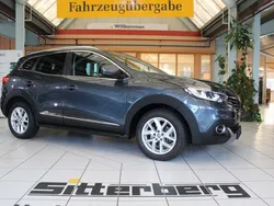 Grau Gebraucht 2016 Renault Kadjar XMOD SUV | 15.800 € (Etwas zu teuer)