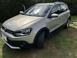 Beige Gebraucht 2014 VW Polo Cross Kleinwagen | 9.100 € (Fairer Preis)