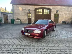 Rot Gebraucht 1991 Mercedes SL300 Cabrio | 23.999 €
