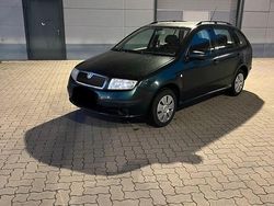 Grün Gebraucht 2006 Skoda Fabia Kombi | 3.900 € (Etwas zu teuer)