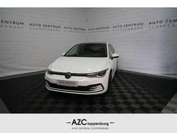 Weiß Gebraucht 2020 VW Golf VIII Life Limousine | 19.950 € (Etwas zu teuer)