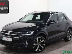 Schwarz Gebraucht 2024 VW T-Roc Style SUV | 33.320 € (Fairer Preis)