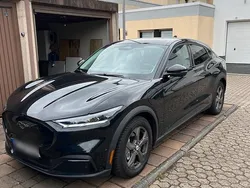 Schwarz Gebraucht 2021 Ford Mustang Mach-E SUV | 29.999 €