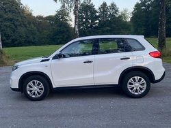 Weiß Gebraucht 2018 Suzuki Vitara SUV | 11.400 € (Guter Preis)