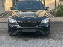 Schwarz Gebraucht 2012 BMW X1 Sport Line SUV | 11.000 € (Fairer Preis)