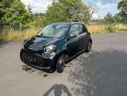 Schwarz Gebraucht 2021 Smart ForFour Electric Drive Kleinwagen | 8.990 € (Fairer Preis)