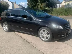 Schwarz Gebraucht 2011 Mercedes R350 Van / Kleinbus | 15.990 € (Teuer)