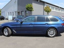 Phytonicblau Gebraucht 2023 BMW 520 Sport Line Kombi | 35.980 € (Fairer Preis)