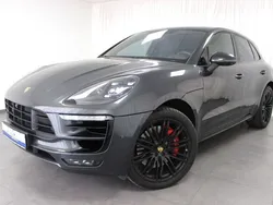 Vulkangrau perleffekt (metallic) Gebraucht 2017 Porsche Macan Turbo Performance Package SUV | 41.990 € (Superpreis)