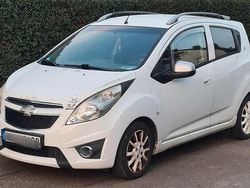 Weiß Gebraucht 2012 Chevrolet Spark LT Kleinwagen | 1.999 € (Guter Preis)
