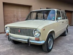 Beige Gebraucht 1984 Lada 1200 Kombi | 6.999 €