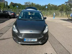Grau Gebraucht 2017 Ford S-MAX S Van / Kleinbus | 13.000 € (Guter Preis)
