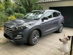 Grau Gebraucht 2018 Hyundai Tucson Passion SUV | 17.900 € (Fairer Preis)