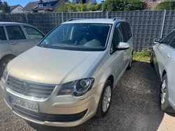 Silber Gebraucht 2009 VW Touran Freestyle Van / Kleinbus | 6.200 € (Etwas zu teuer)