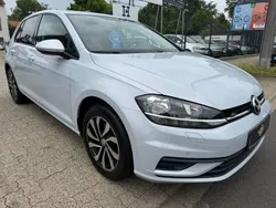 Silber Gebraucht 2017 VW Golf VII Trendline Limousine | 10.699 € (Fairer Preis)