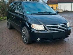 Schwarz Gebraucht 2007 Chrysler Grand Voyager Limited Van / Kleinbus | 3.540 € (Teuer)