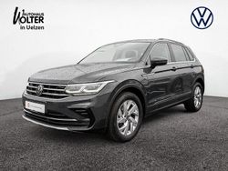 Grau Gebraucht 2023 VW Tiguan Elegance SUV | 34.920 € (Fairer Preis)