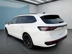 Weiß Neu 2025 VW Passat Kombi | 47.199 € (Guter Preis)