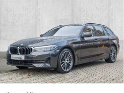 Grau Gebraucht 2022 BMW 530 Shadowline Kombi | 39.995 € (Fairer Preis)