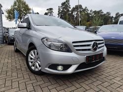 Silber Gebraucht 2013 Mercedes B180 Van / Kleinbus | 10.450 € (Fairer Preis)