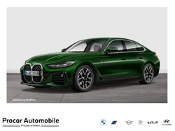 Grün Gebraucht 2024 BMW 420 M Sport Coupé | 42.800 € (Fairer Preis)