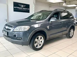 Grau Gebraucht 2011 Chevrolet Captiva LS SUV | 5.990 €