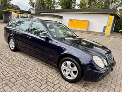 Blau Gebraucht 2005 Mercedes E350 Kombi | 2.490 € (Superpreis)
