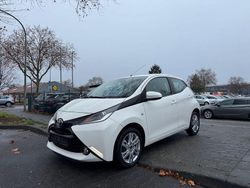 Weiß Gebraucht 2018 Toyota Aygo Edition-S Kleinwagen | 6.990 € (Superpreis)