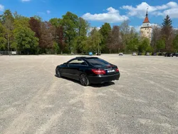 Schwarz Gebraucht 2009 Mercedes E350 Coupé | 10.999 € (Fairer Preis)