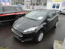 Pantherschwarz metallic Gebraucht 2015 Ford Fiesta Trend Kleinwagen | 6.690 € (Fairer Preis)