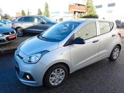 Silber Gebraucht 2014 Hyundai i10 Classic Kleinwagen | 5.900 € (Guter Preis)