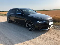 Schwarz Gebraucht 2012 Audi RS4 Advanced Kombi | 31.900 € (Guter Preis)