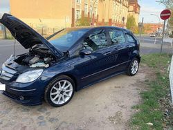 Blau Gebraucht 2008 Mercedes B200 Van / Kleinbus | 3.799 € (Fairer Preis)