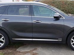 Grau Gebraucht 2017 Kia Sorento SUV | 18.900 € (Fairer Preis)