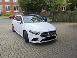 Weiß Gebraucht 2018 Mercedes A200 AMG line Limousine | 21.490 € (Fairer Preis)