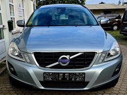 Silber Gebraucht 2009 Volvo XC60 Momentum SUV | 9.999 € (Fairer Preis)