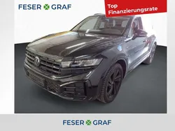 Grenadillschwarz metallic Gebraucht 2025 VW Touareg R-line SUV | 75.990 € (Teuer)