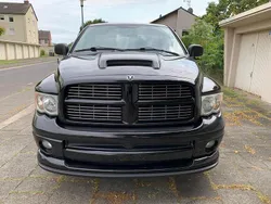 Schwarz Gebraucht 2004 Dodge Magnum SUV | 10.900 €