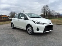 Weiß metallic Gebraucht 2014 Toyota Yaris Hybrid Edition Kleinwagen | 10.700 € (Superpreis)